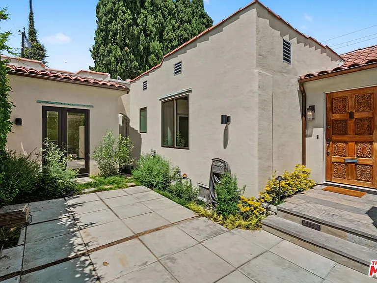 9001 Rosewood Ave — Photo 36