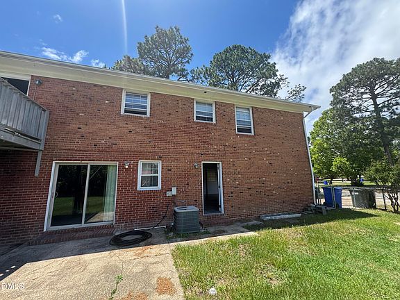 2nd image of 6934 Brockwood St