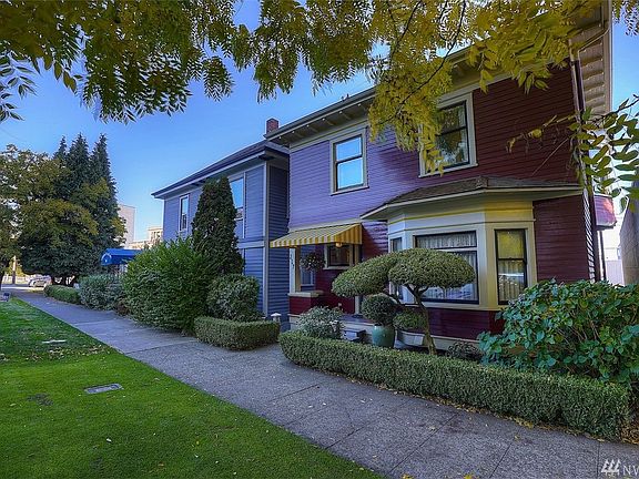 2nd image of 217 Tacoma Ave S
