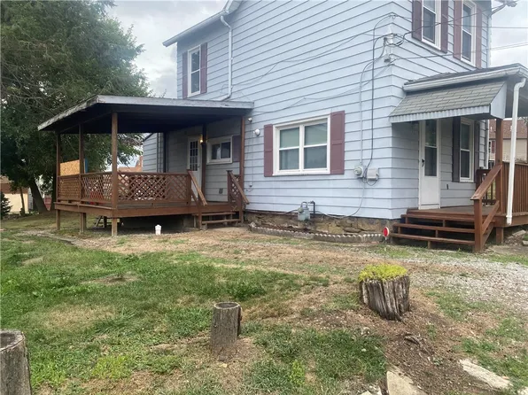 106 Greely Ave, Connellsville, PA 15425