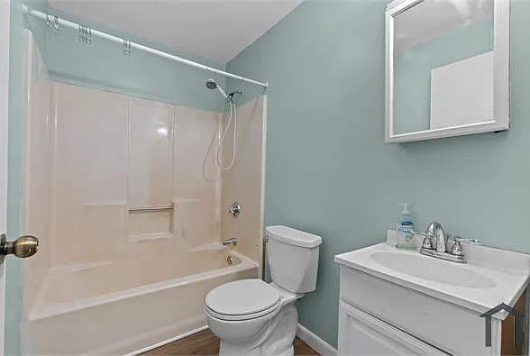 5455 N Main St #13E — Photo 10