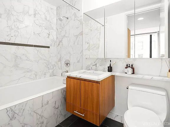 5th image of 505 Greenwich St APT 3B