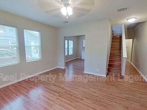 3rd image of 1104 E Richmond Ave