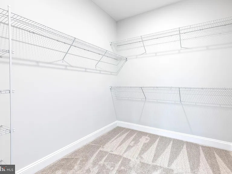 610 Echo Cove Dr — Photo 32