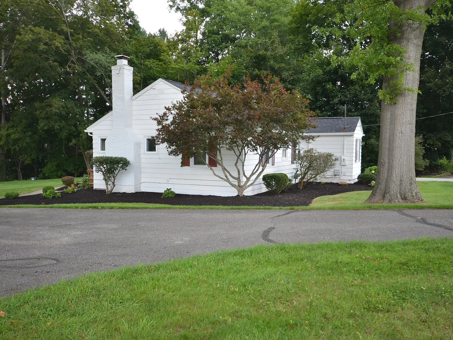 2 bed, 1666 sqft, $1,985 — Photo 4