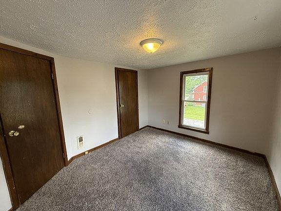 4th image of 421 N Cedar Ave