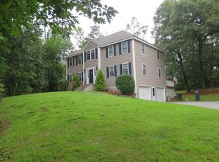 130 Sue Ann Dr, Dracut, MA 01826