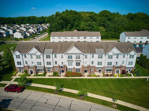 2nd image of 5944 Woodshire Dr #306