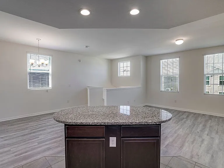 576 Ferrule Dr — Photo 7