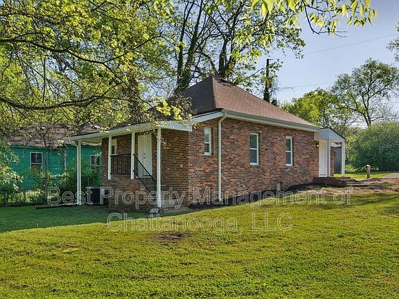 3rd image of 1717 Stanfiel St