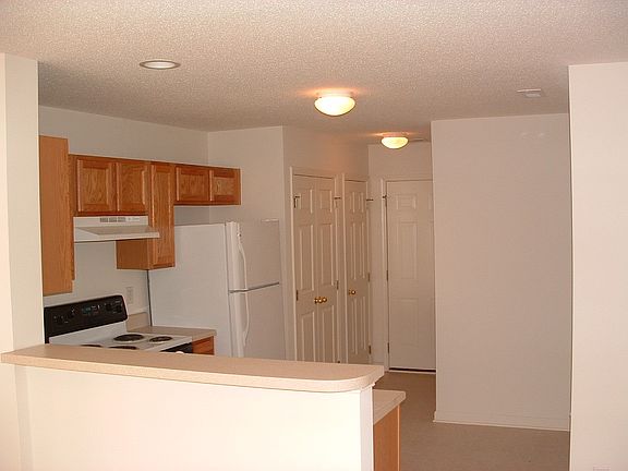 118StudentPlaceKitchen