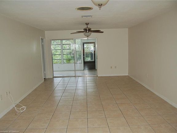 4th image of 107 Lavender Ave