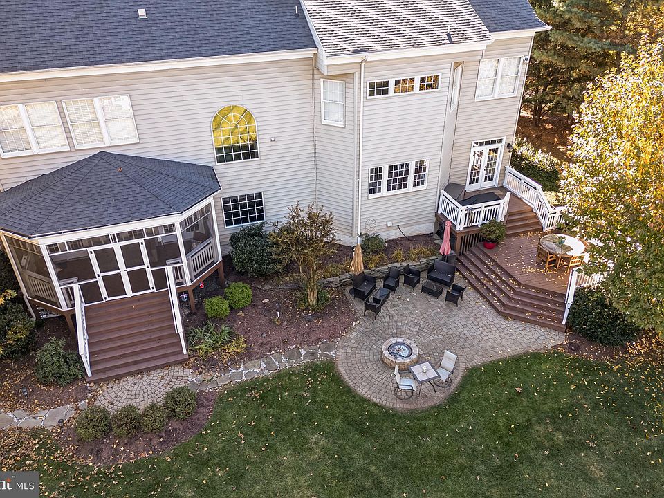 2nd image of 24044 Windy Hollow Ct