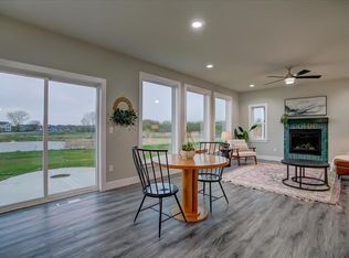 118 N Legacy Way, Sun Prairie, WI 53590