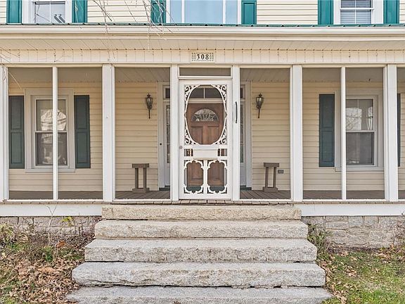5th image of 308 W Church St