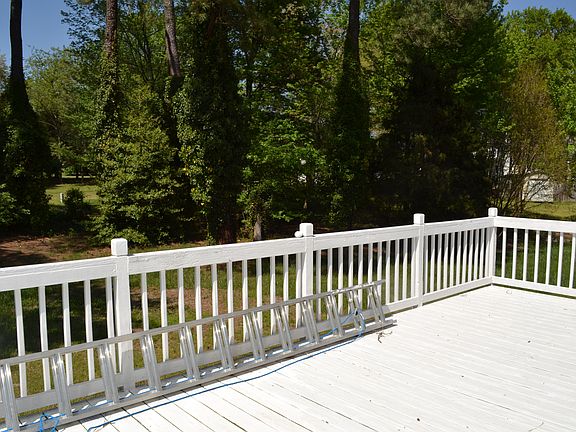 5th image of 3518 Silver Oak Ct