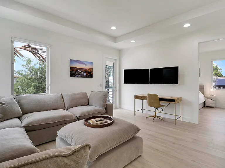 5029 Grandiflora Rd — Photo 31