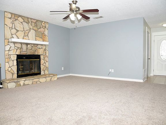 5th image of 3024 Blue Pine Ln