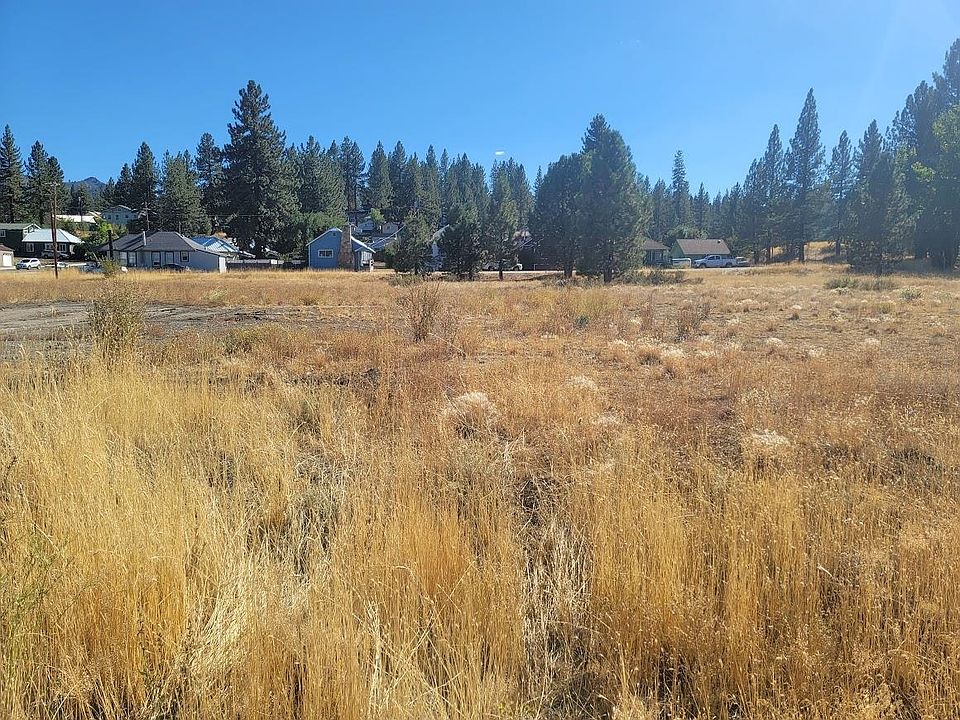 1st image of 260 Main St