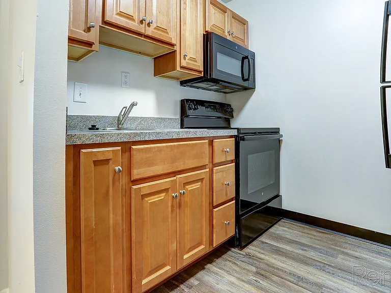 Rosedale Apartments — Photo 41