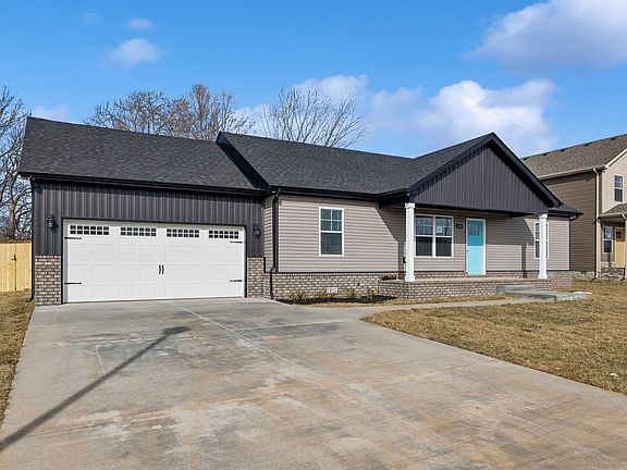 2nd image of 14 Echo Rdg