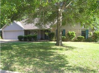 457 Trent Dr, Jackson, MS 39212