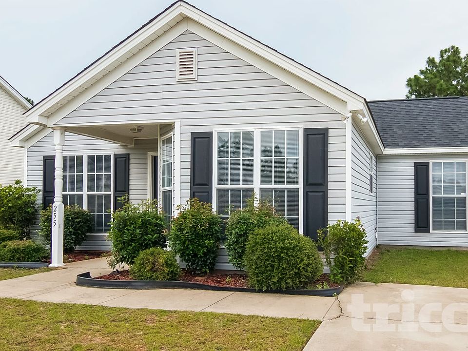 1st image of 255 Legend Oaks Dr