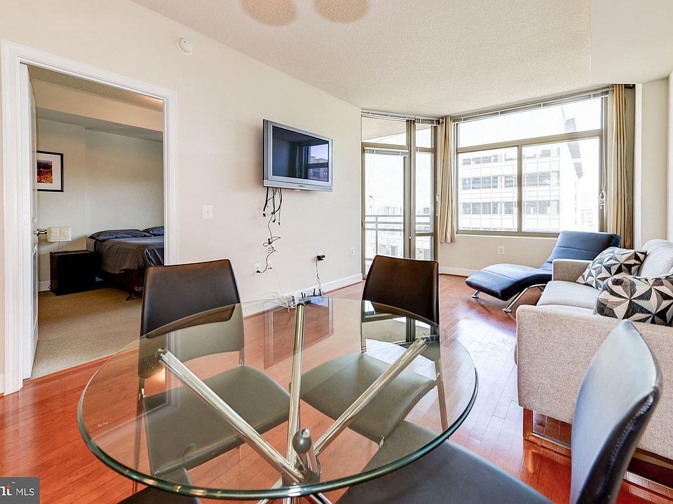 1st image of 3600 Glebe Rd #715W