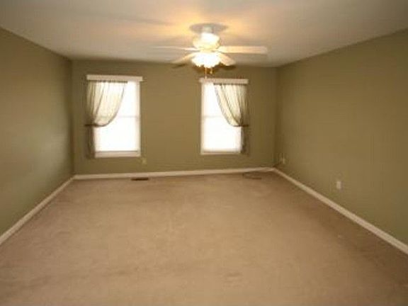 5th image of 4821 Beaver Ct