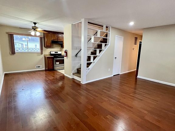 3rd image of 24 W Francis St