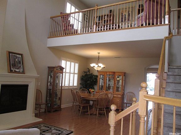 3rd image of 9551 Setina Ln