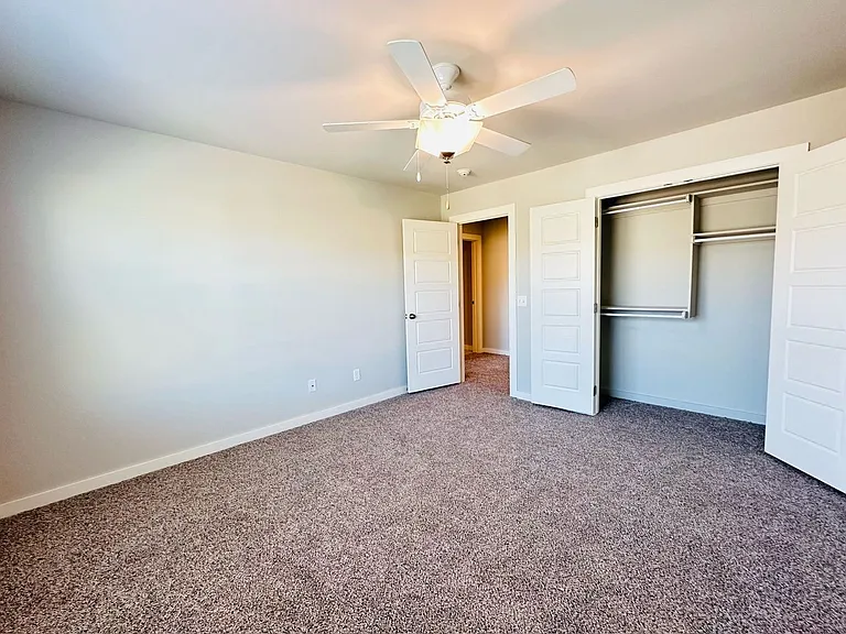 2116 Camino Del Plaza Ln — Photo 21