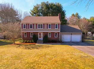 15 Matthew Ln, Mansfield, MA 02048