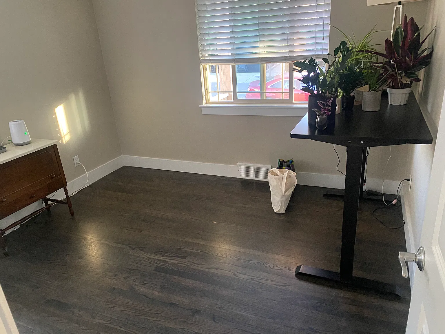 3 bed, 1400 sqft, $3,000 — Photo 3