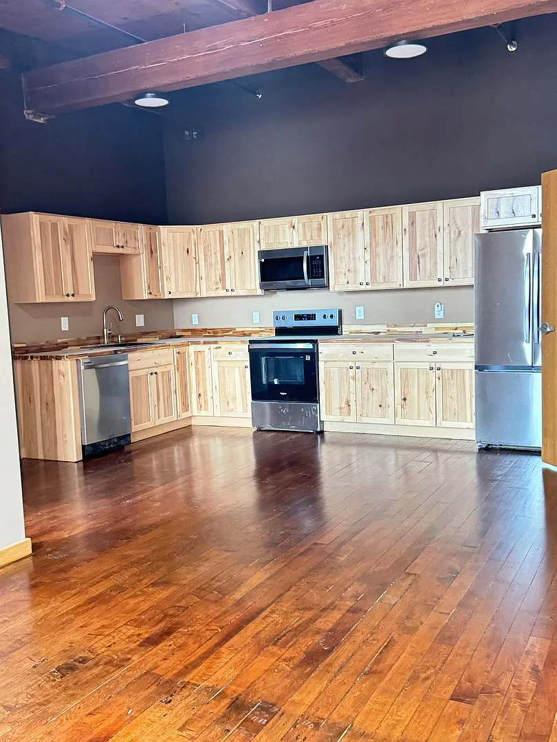 Welcome to 70 Webster Apt 307! — Photo 2