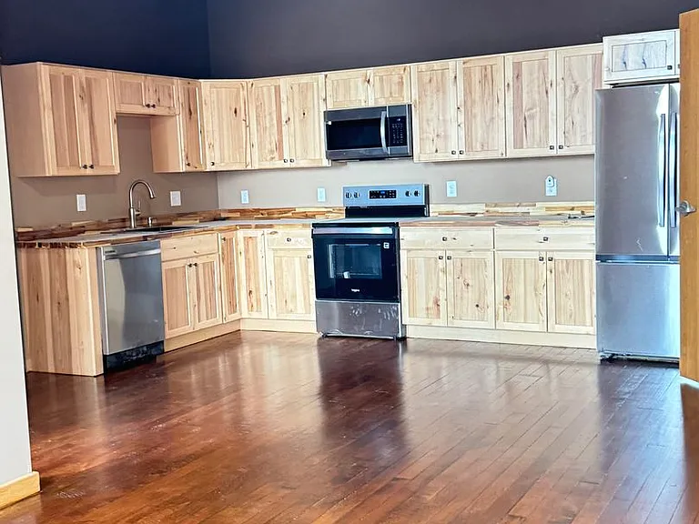 70 Webster St #307 — Photo 2
