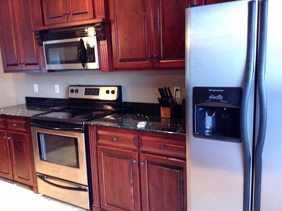 5th image of 316 Lakewood Dr