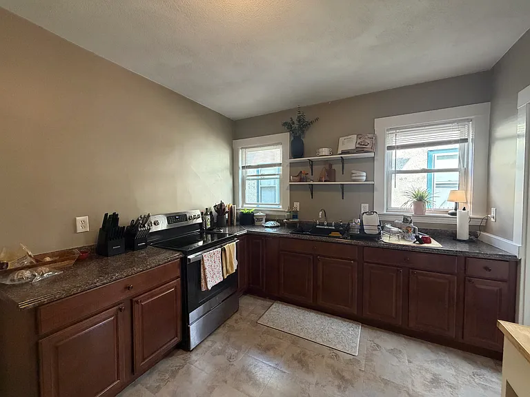212 Powder House Blvd — Photo 8