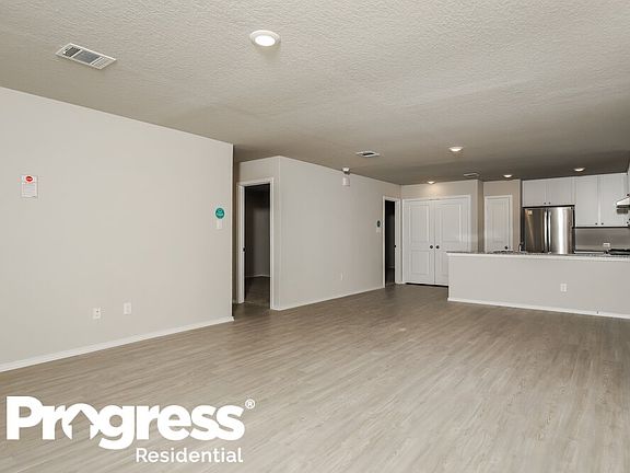 5th image of 10554 Varmus Dr