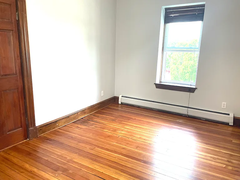 28 Montebello Rd #2 — Photo 17