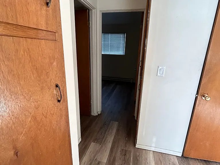 823 E Allyn St — Photo 7