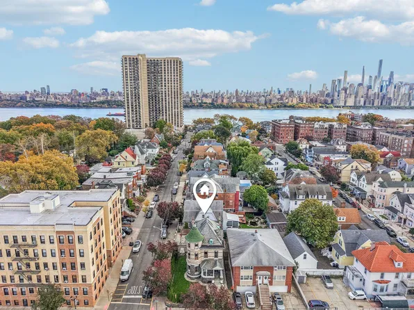 7722 Broadway image 40 of 47