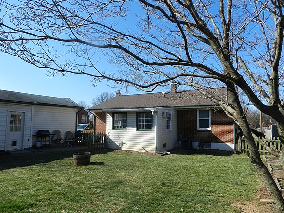 4th image of 4717 Daleville St NW