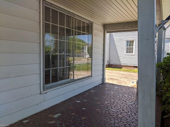 3rd image of 3609 King St