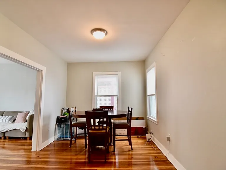 2 Bay St #2 — Photo 9