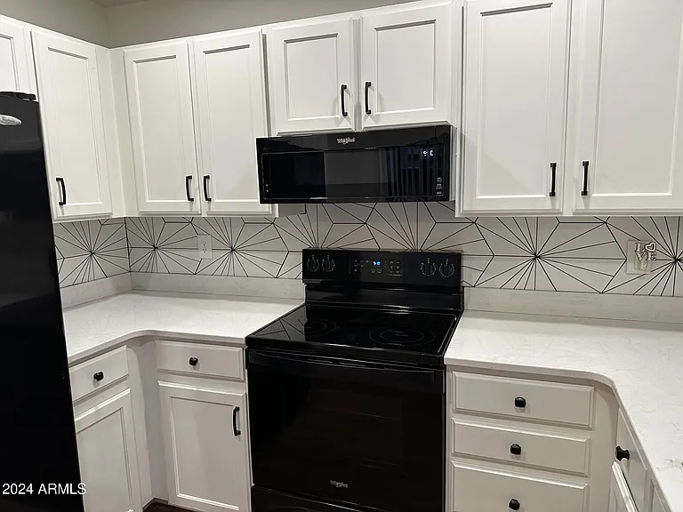 18811 N 44th Pl — Photo 4