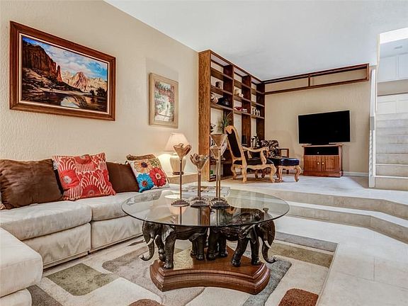5th image of 5842 Mira Serena Dr