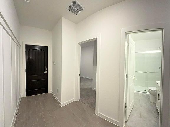 5th image of 4715 Bay Vista Dr