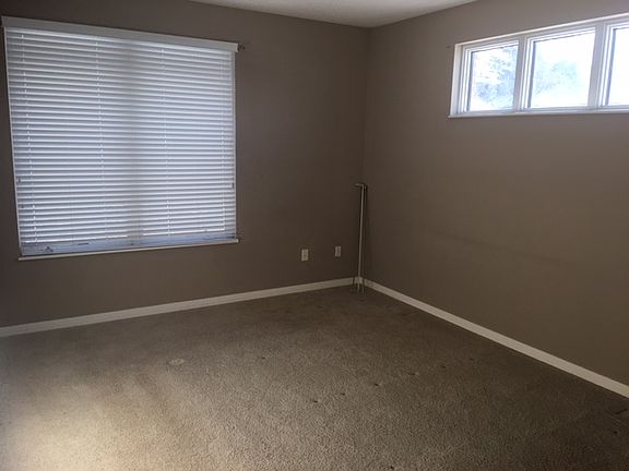 4th image of 1070 Grandview Ct NE APT 118