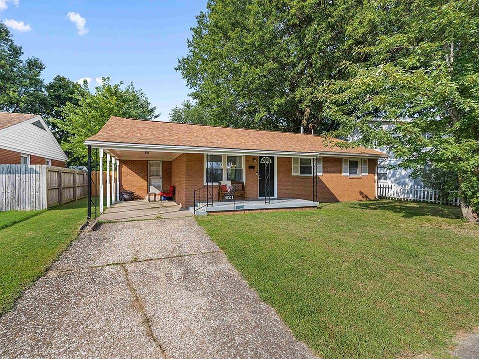 1st image of 621 Amherst Dr